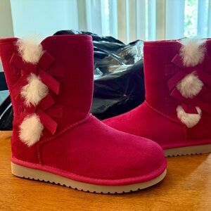 Koolaburra Pink Suede Boots with White Fur NWOT